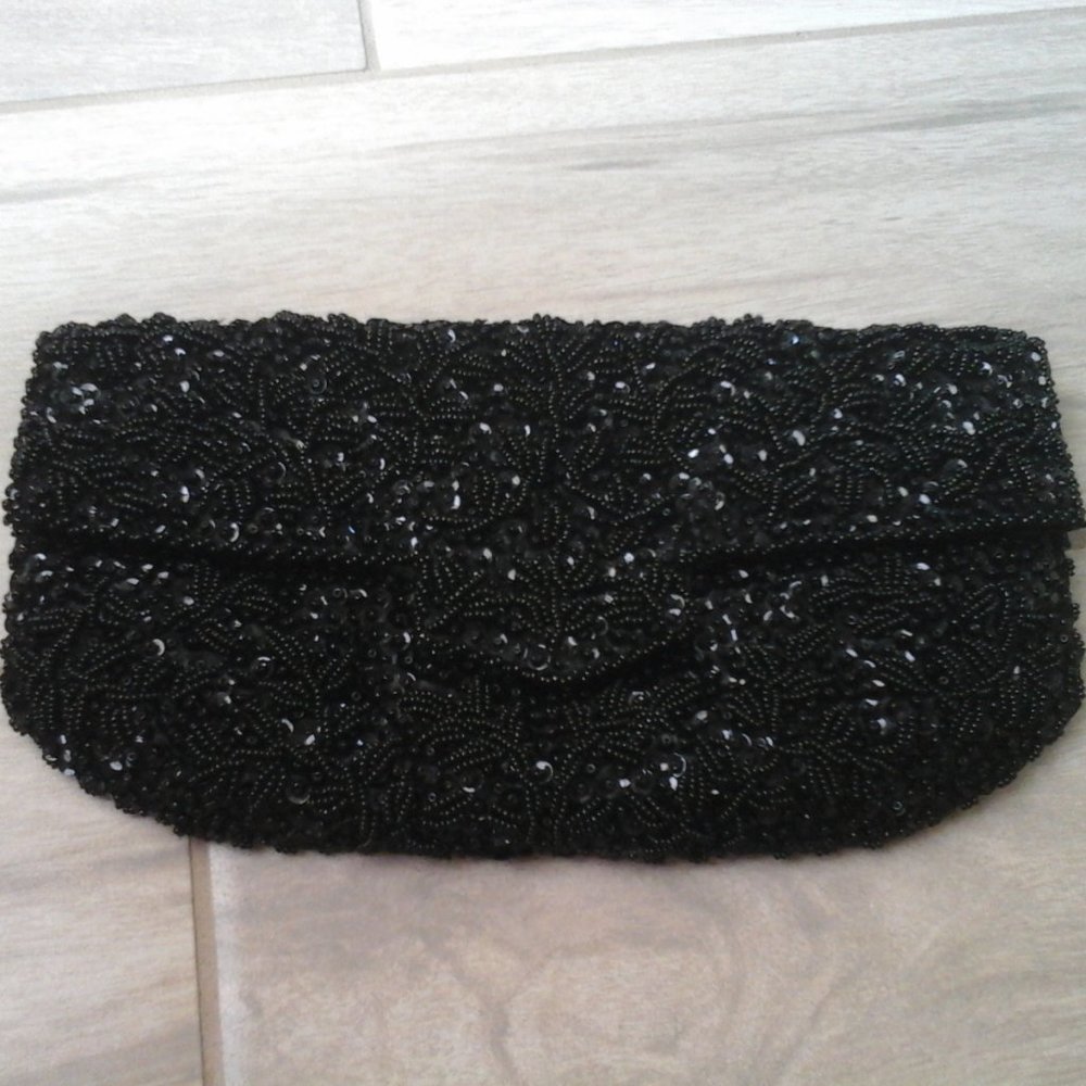 LA Regale Vintage Black Beaded Snap Flap Clutch Handbag.  Size 5x9